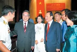 Cách mạng Tháng Tám đưa dân tộc ta đứng vào hàng ngũ tiên phong của các dân tộc trên thế giới ảnh 2 Cách mạng Tháng Tám đưa dân tộc ta đứng vào hàng ngũ tiên phong của các dân tộc trên thế giới ảnh 2