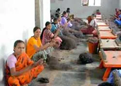 Ấn Độ và Trung Quốc: Bùng nổ ngành công nghiệp tóc