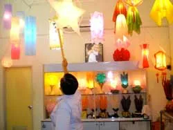 Thị trường lồng đèn Trung thu 2007: Khởi động khá chậm...