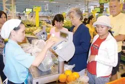 Thị trường bán lẻ Việt Nam: Các “đại gia” nước ngoài sẽ chiếm lĩnh? ảnh 2 Thị trường bán lẻ Việt Nam: Các “đại gia” nước ngoài sẽ chiếm lĩnh? ảnh 2