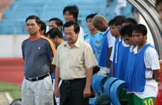 Chật chội cuộc chiến ở "sân sau " ảnh 2 Chật chội cuộc chiến ở "sân sau " ảnh 2