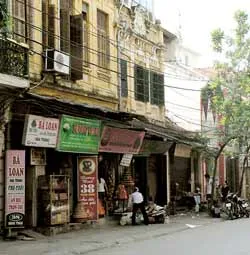 Mùa cưới trên phố Hàng Than