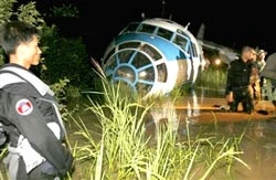 Campuchia: Máy bay chở hàng rơi ngay sau khi cất cánh