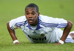 Bảo vệ Robinho ảnh 1 Bảo vệ Robinho ảnh 1