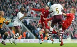 Bản giao hưởng số 3 ở Anfield ảnh 1 Bản giao hưởng số 3 ở Anfield ảnh 1
