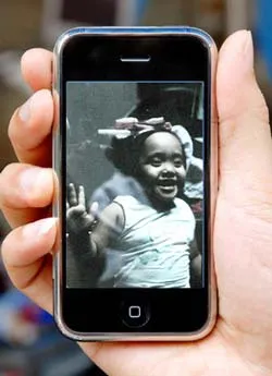 Truy lùng “nữ hoàng” iPhone ảnh 2 Truy lùng “nữ hoàng” iPhone ảnh 2