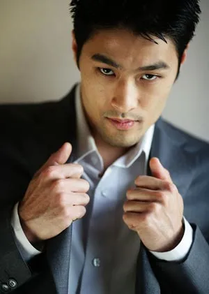 Các diễn viên Johnny Trí Nguyễn, Ngô Thanh Vân và Trương Ngọc Ánh giao lưu trực tuyến với bạn đọc SGGP