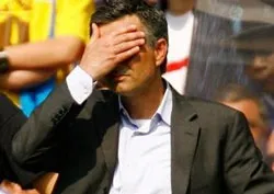 HLV Mourinho. HLV Mourinho.