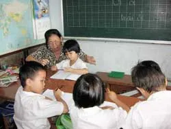 Lớp học dành cho trẻ lang thang, cơ nhỡ