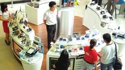 Máy ảnh số cuối năm: Quá rẻ!