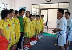 Xung quanh việc 3 cầu thủ đội futsal Việt Nam bỏ đội lúc “giờ G”: Có hay không chuyện “chạy” suất lên tuyển? ảnh 3 Xung quanh việc 3 cầu thủ đội futsal Việt Nam bỏ đội lúc “giờ G”: Có hay không chuyện “chạy” suất lên tuyển? ảnh 3