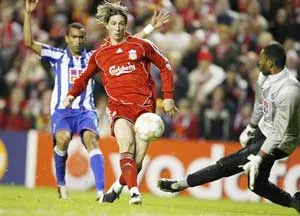 Chelsea và AC Milan giành vé, Liverpool tiếp tục hy vọng