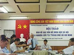 Cách nhìn từ các nhà khoa học