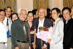 50 năm Hội Nhạc sĩ Việt Nam (1957-2007): Thủ đô thân yêu, ta về đây… ảnh 2 50 năm Hội Nhạc sĩ Việt Nam (1957-2007): Thủ đô thân yêu, ta về đây… ảnh 2