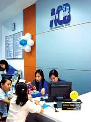 ACB đa dạng hóa nguồn thu từ dịch vụ