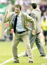 Totti: “Capello là tướng quân nghiêm khắc” ảnh 1 Totti: “Capello là tướng quân nghiêm khắc” ảnh 1