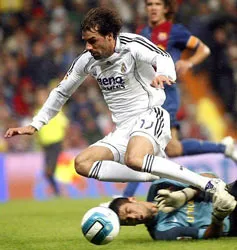 Barcelona (2) - Real Madrid (1): Còn hơn một trận đấu ảnh 1 Barcelona (2) - Real Madrid (1): Còn hơn một trận đấu ảnh 1