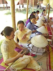 Làng nón Tây Hồ