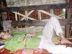 Gia đình ông Chiện tang thương sau lũ