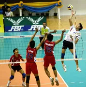 Ngô Văn Kiều với những cú đập đầy ưu lực trong trận chung kết gặp Indonesia tại SEA Games 24. Ngô Văn Kiều với những cú đập đầy ưu lực trong trận chung kết gặp Indonesia tại SEA Games 24.