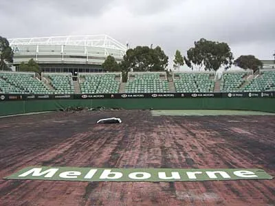 Các tay vợt hàng đầu không ấn tượng với mặt sân mới ở Australia Open ảnh 1 Các tay vợt hàng đầu không ấn tượng với mặt sân mới ở Australia Open ảnh 1