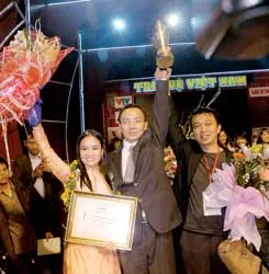 Giải nhất thuộc về nhóm Lá Bốn Cánh