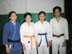 Võ sĩ mù Trần Việt Hùng