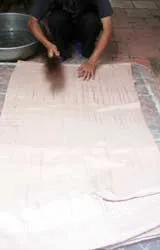 Còn thương nếp lụa Tân Châu