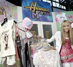 Miley Cyrus - “Cô bé tỷ đô” ảnh 2 Miley Cyrus - “Cô bé tỷ đô” ảnh 2