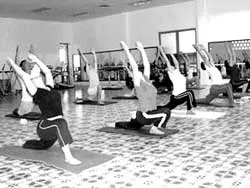 Làm đẹp bằng Yoga