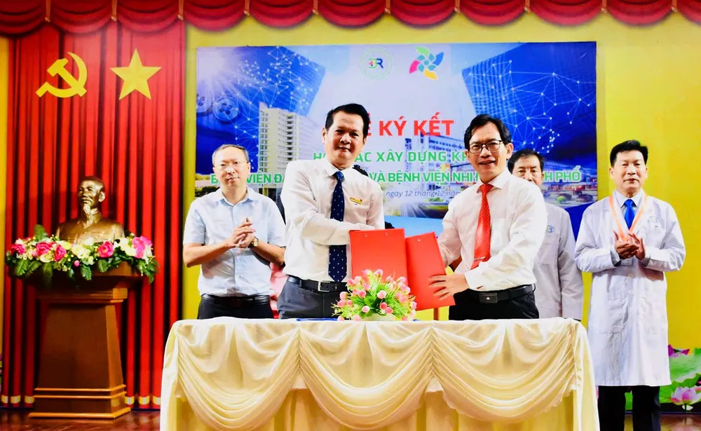 Hai bệnh viện ký thỏa thuận chia sẻ công cụ đánh giá KPI