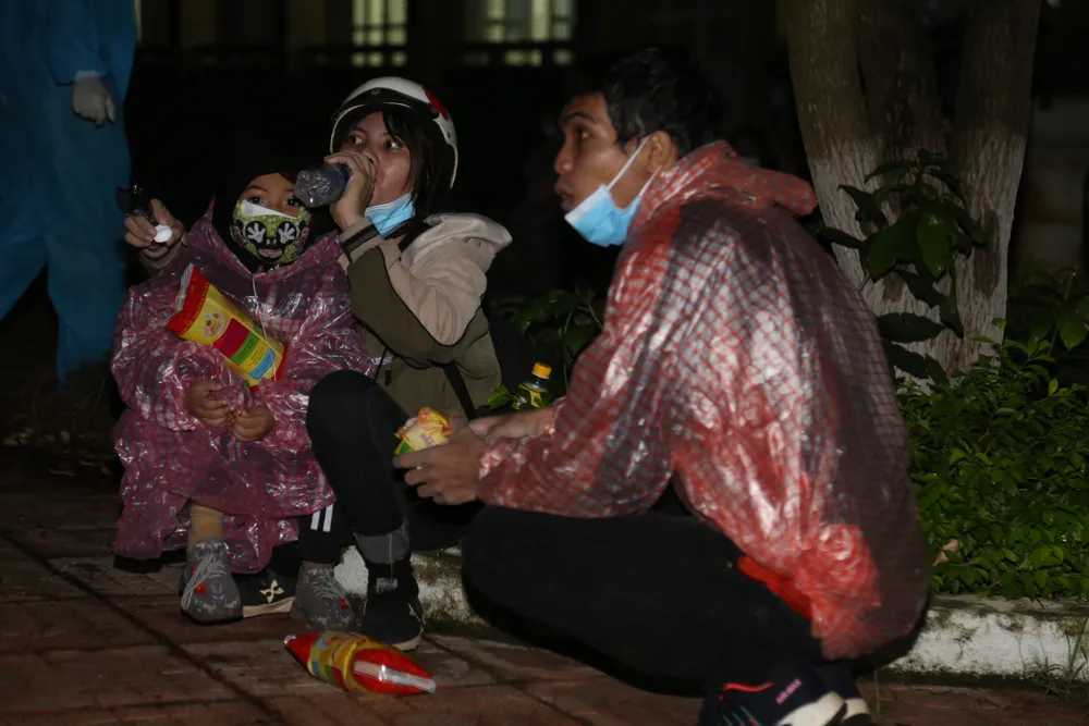 Đồng Nai hộ tống hơn 900 công nhân đi xe máy về Đắk Lắk ảnh 11