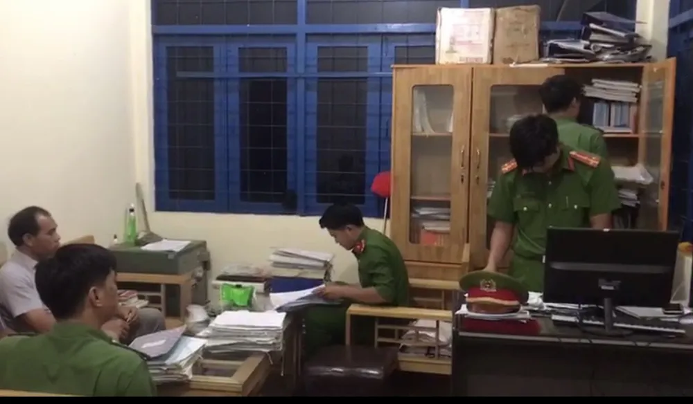 Vụ cấp sai 65 sổ đỏ: Khởi tố 4 lãnh đạo, cán bộ cấp huyện và xã ảnh 2