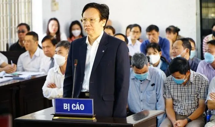 Bị cáo Doãn Hữu Long tại phiên xét xử sơ thẩm Bị cáo Doãn Hữu Long tại phiên xét xử sơ thẩm