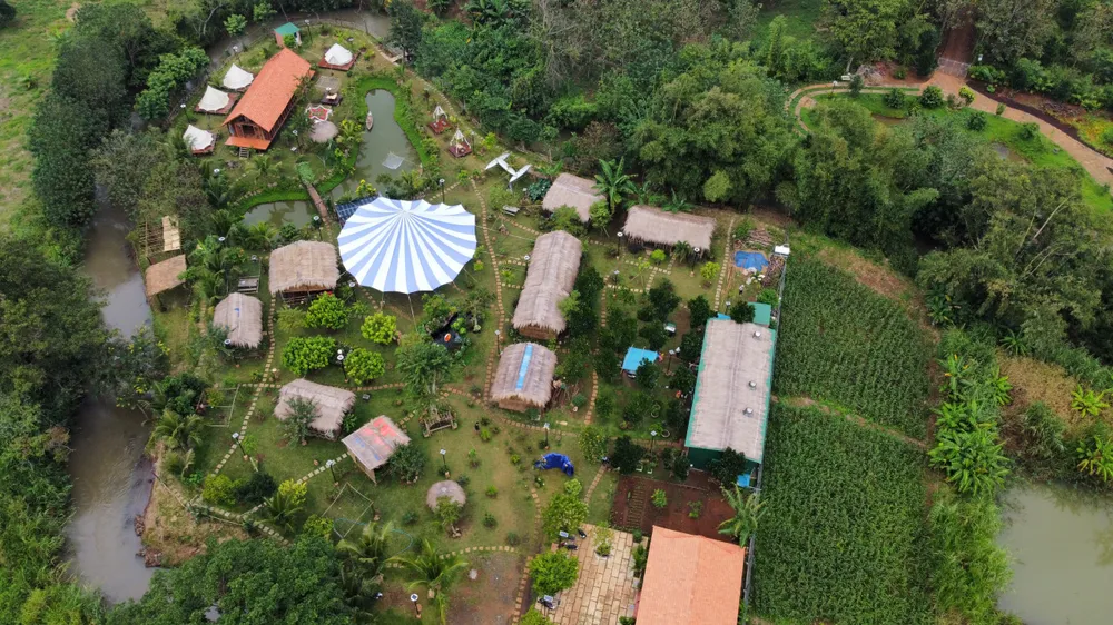 Nhiều công trình của cơ sở Camping Khang xây dựng trên đất nông nghiệp Nhiều công trình của cơ sở Camping Khang xây dựng trên đất nông nghiệp