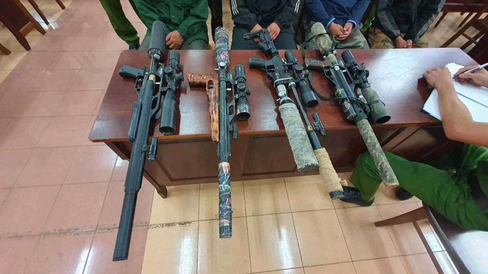 Tang vật thu giữ 494356993_1064218479090313_5938038696523418634_n.jpg