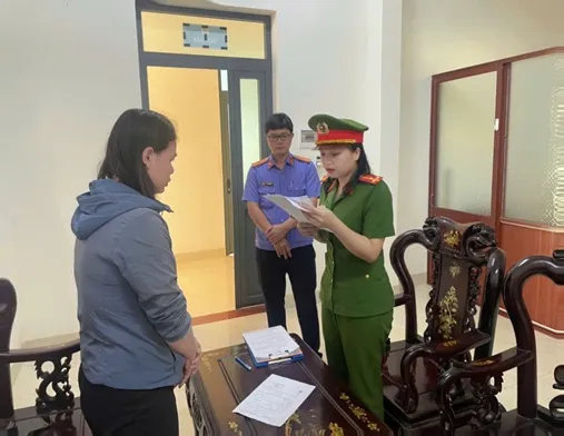 Cơ quan công đang làm việc với bị can Trần Lê Lam Phương image002.jpg