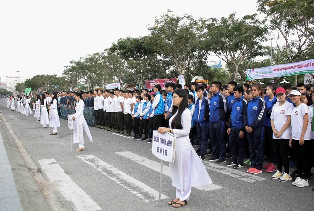 Đà Nẵng: 3.800 vận động viên tham gia chạy Olympic vì sức khỏe toàn dân năm 2019 ảnh 1 Đà Nẵng: 3.800 vận động viên tham gia chạy Olympic vì sức khỏe toàn dân năm 2019 ảnh 1