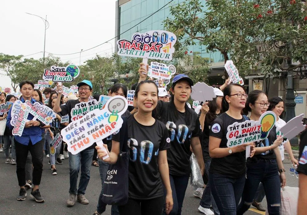 Đà Nẵng: Gần 500 bạn trẻ và người dân tham gia mít tinh hưởng ứng Giờ Trái đất 2019 ảnh 2