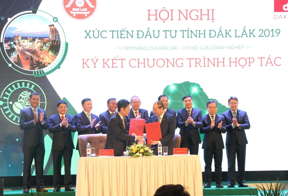 Phó Thủ tướng Trương Hòa Bình: Không phát triển các dự án năng lượng tái tạo trên đất rừng ảnh 2 Phó Thủ tướng Trương Hòa Bình: Không phát triển các dự án năng lượng tái tạo trên đất rừng ảnh 2