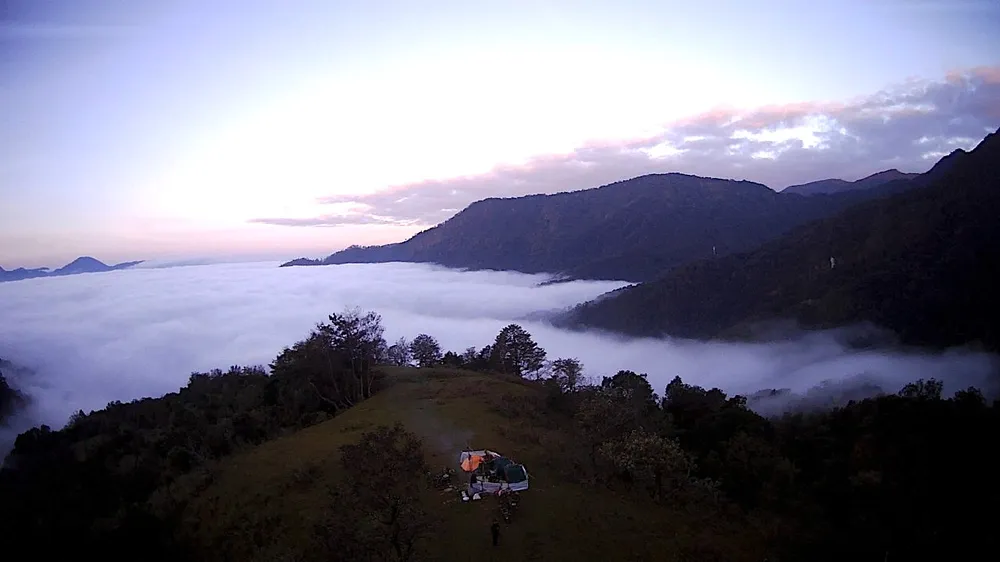 Săn mây trên đỉnh Ngọc Ka