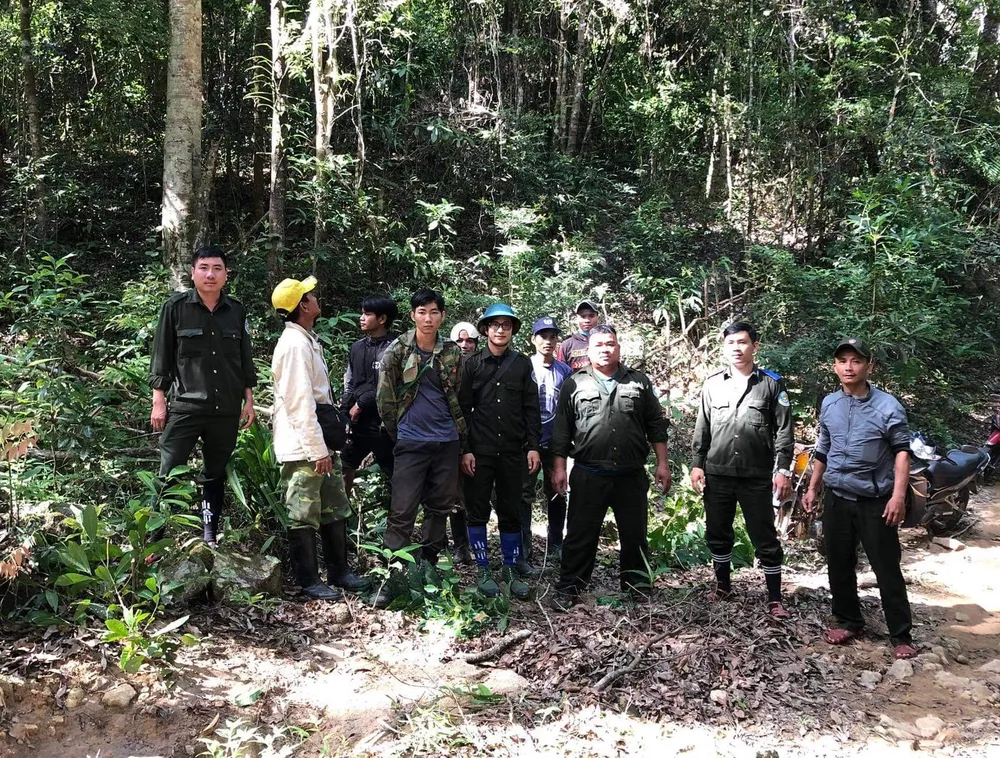 Lực lượng bảo vệ rừng tuần tra, bảo vệ rừng Lực lượng bảo vệ rừng tuần tra, bảo vệ rừng