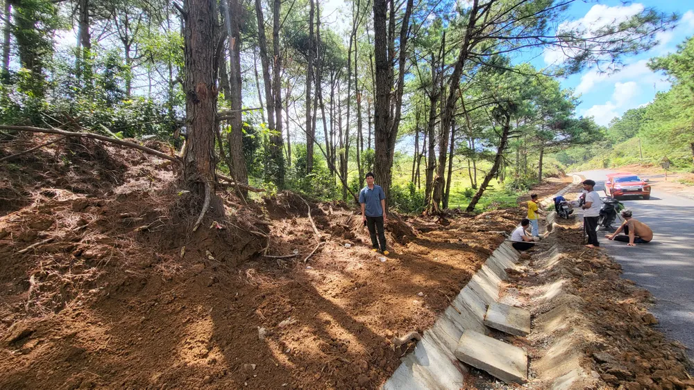 Quốc lộ 24 vẫn đang thi công