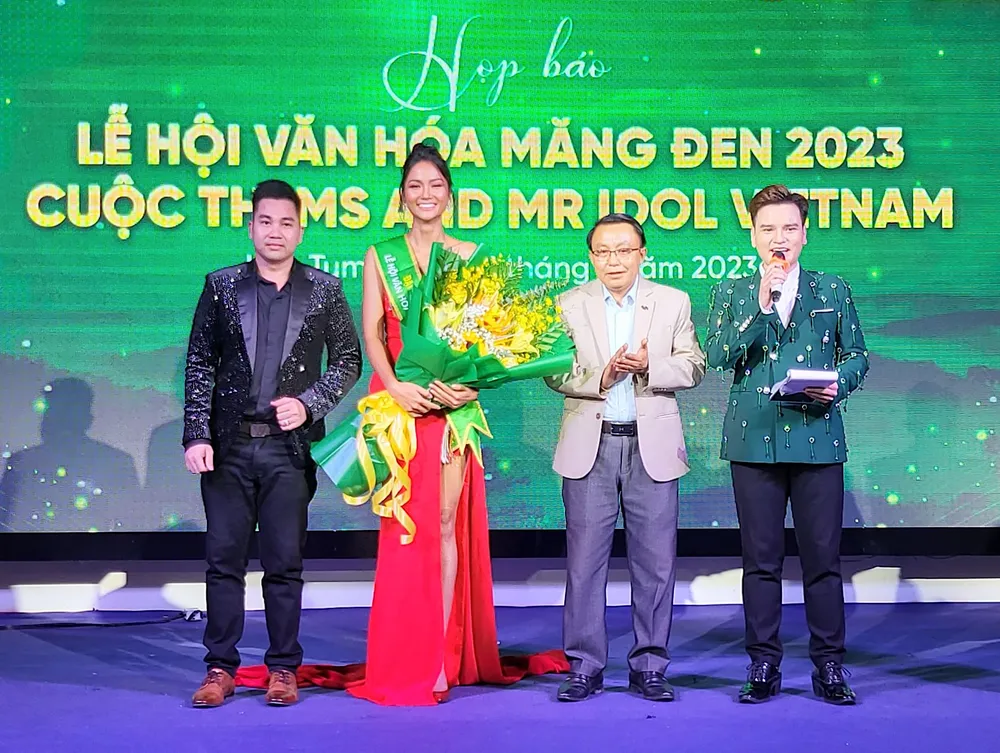 H&apos;Hen Niê làm đại sứ truyền thông lễ hội