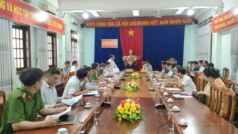 Quang cảnh buổi làm việc Quang cảnh buổi làm việc