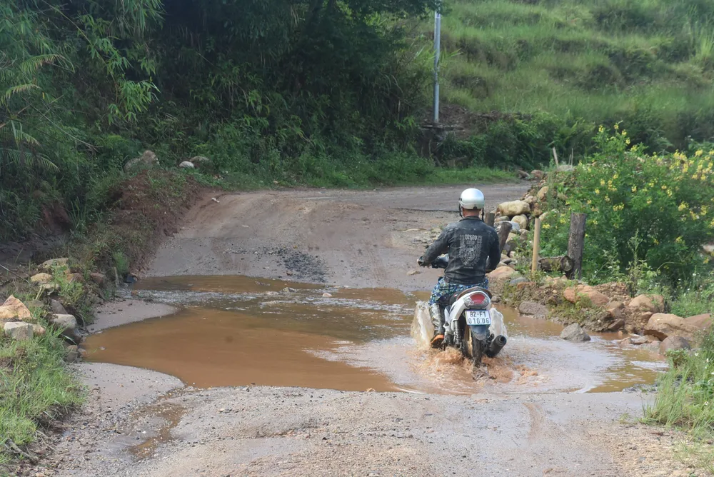 Tỉnh lộ 672 bị xuống cấp, hư hỏng Tỉnh lộ 672 bị xuống cấp, hư hỏng