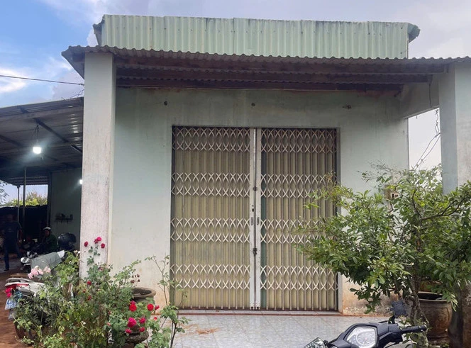 Căn nhà nơi 3 mẹ con bà T. tử vong. Ảnh: DUY HẢI dfgde.jpg