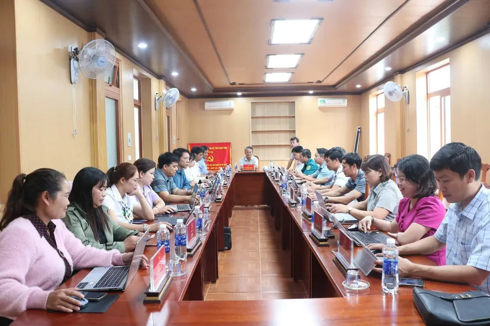 Xã Tu Mơ Rông (tỉnh Quảng Ngãi) họp bàn tổ chức đại hội 35ad550557b4e1eab8a5.jpg