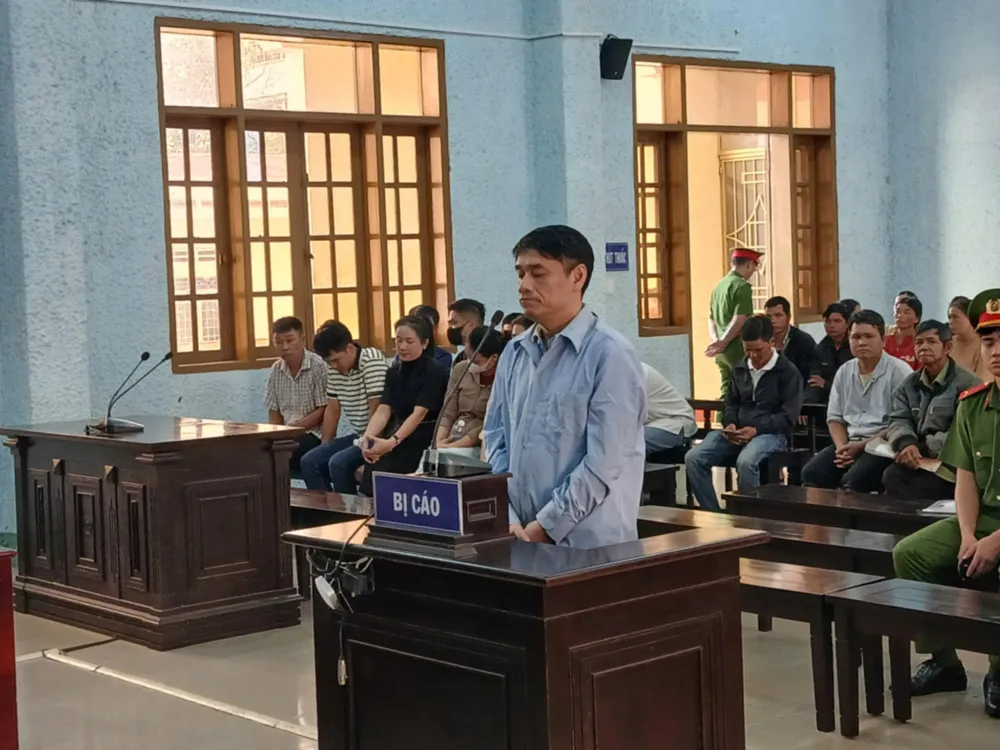 Bị cáo Nguyễn Văn Phương tại tòa vdfc.jpeg