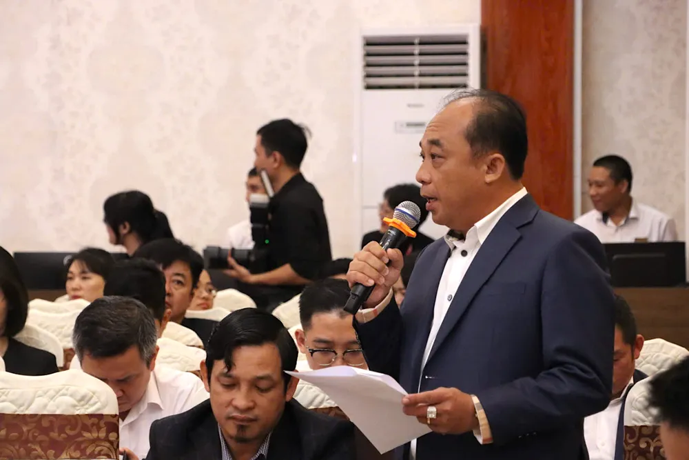 Các đại biểu kiến nghị các giải pháp để thúc đẩy phát triển doanh nghiệp. Ảnh: HỮU PHÚC sde.jpeg